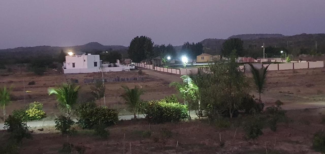 Krishna Farm & Forest Villa Bhuj Ngoại thất bức ảnh