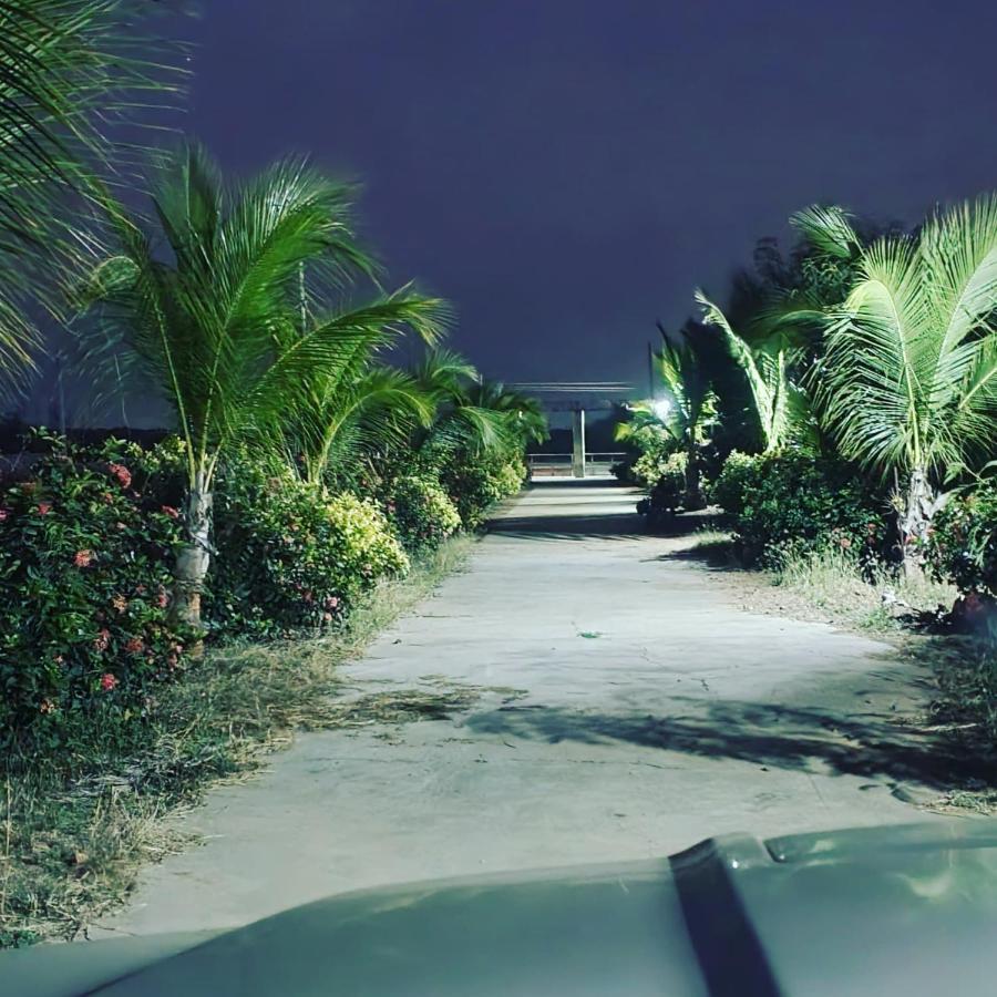 Krishna Farm & Forest Villa Bhuj Ngoại thất bức ảnh