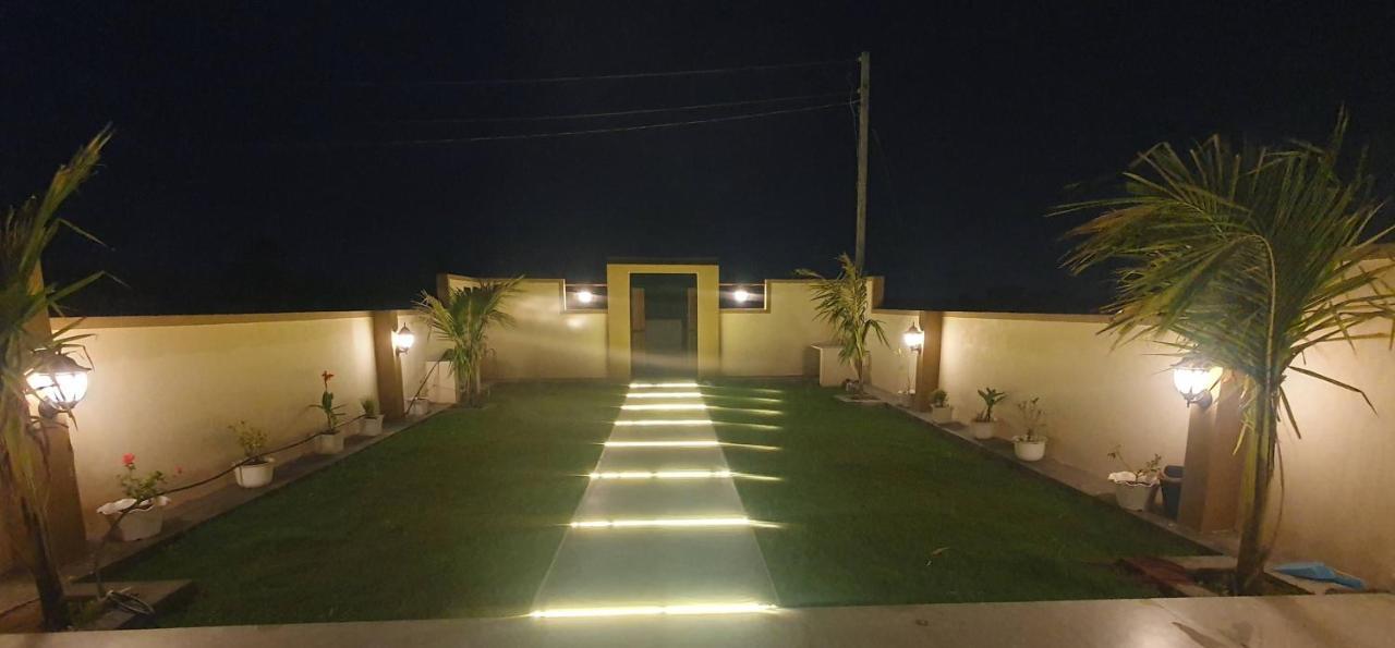 Krishna Farm & Forest Villa Bhuj Ngoại thất bức ảnh