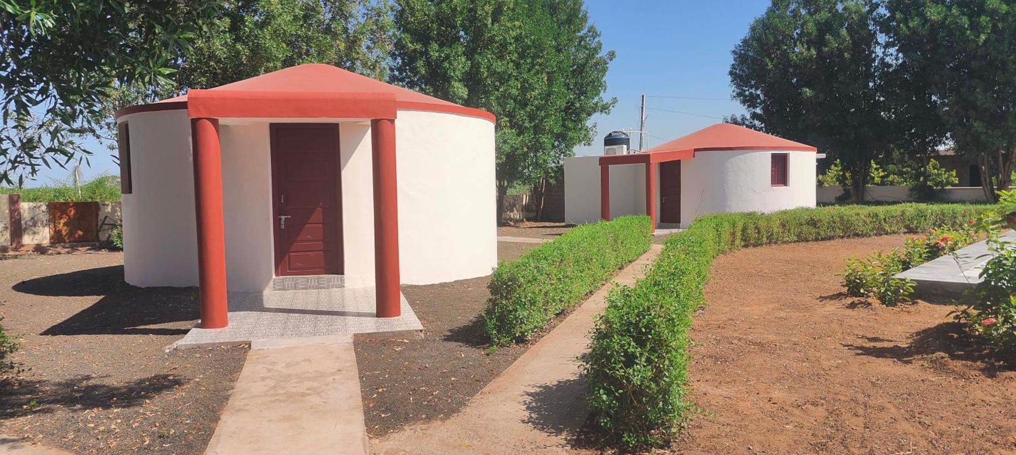 Krishna Farm & Forest Villa Bhuj Ngoại thất bức ảnh